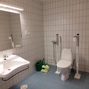 Esteettömät wc-tilat.